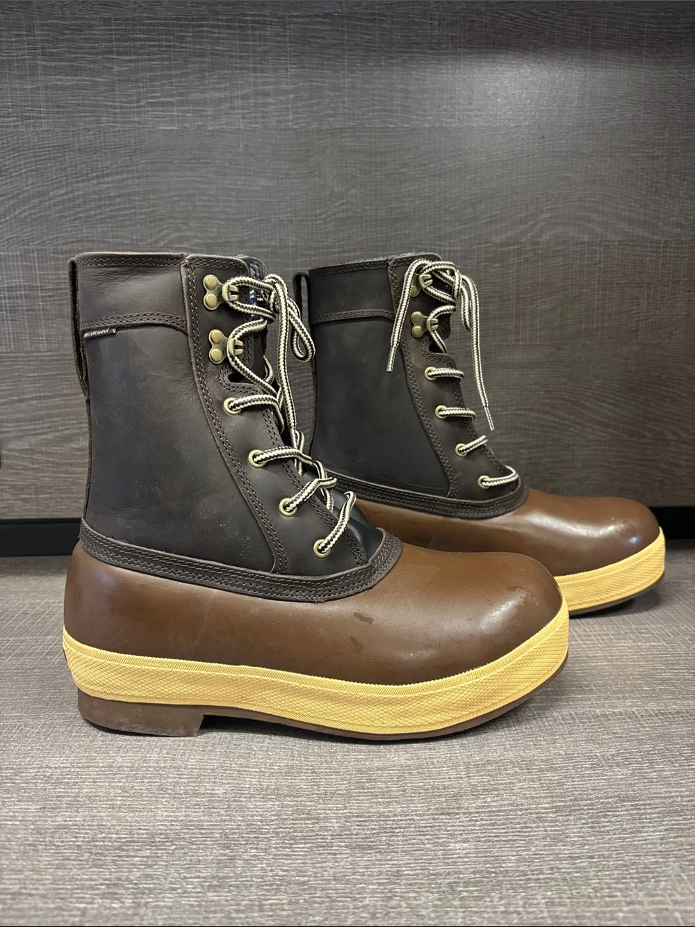 Men's Xtratuf 8